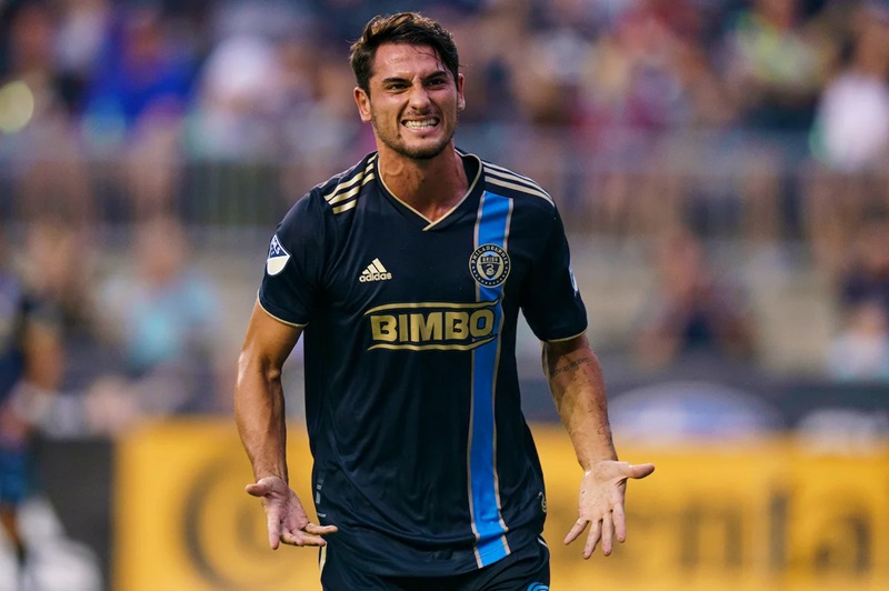 Julian Carranza trong màu áo của Philadelphia Union